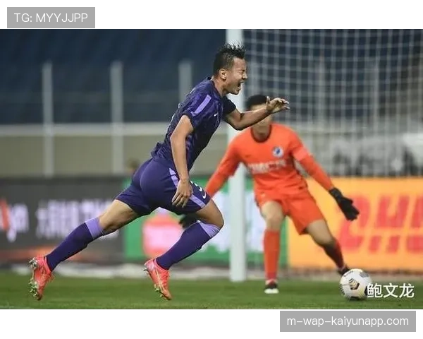 云南玉昆中卫组合年龄偏大 弋腾李松益石柯均超33岁速度处劣势 云南玉昆中卫组合年龄偏大 弋腾李松益石柯均超33岁速度处劣势